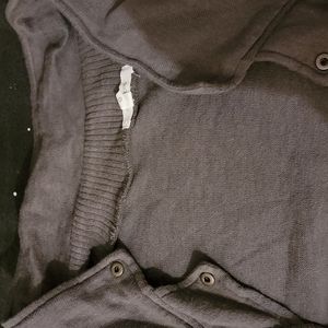 Quarter sleeve cardigan